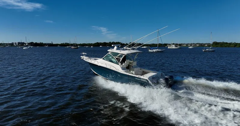 Slide: The Image of Grady-White Express 330 2018 - 5900588