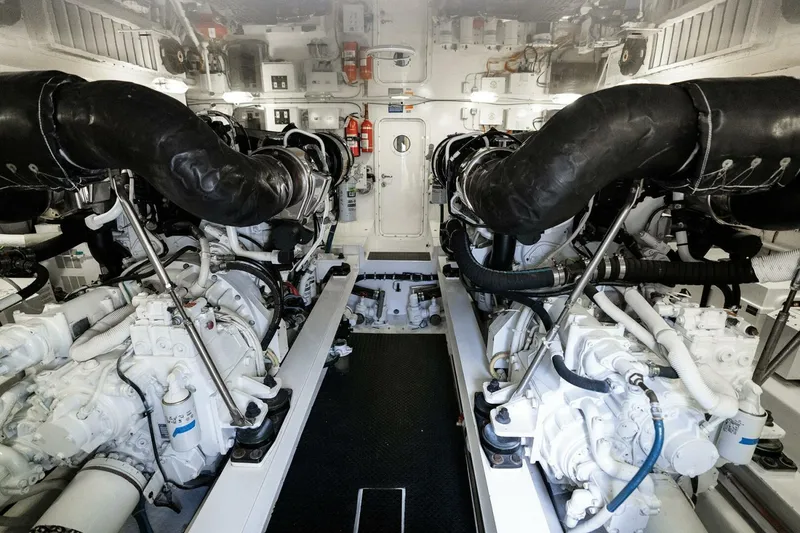 Slide: The Image of Viking Viking 66 Convertible 2014 - 5901037