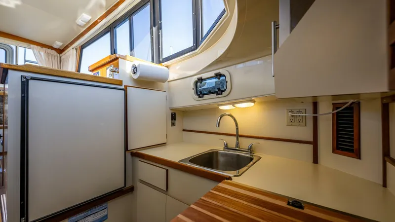 Slide: The Image of Camano 31 2006 - 5901077