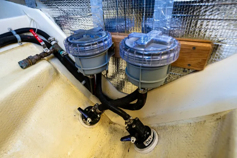 Slide: The Image of Camano 31 2006 - 5901089