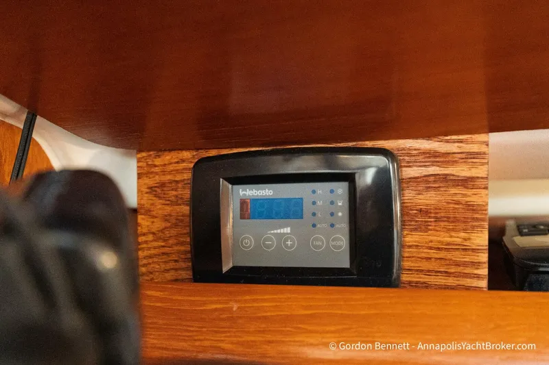 Slide: The Image of Jeanneau Sun Odyssey 37 2002 - 5901214