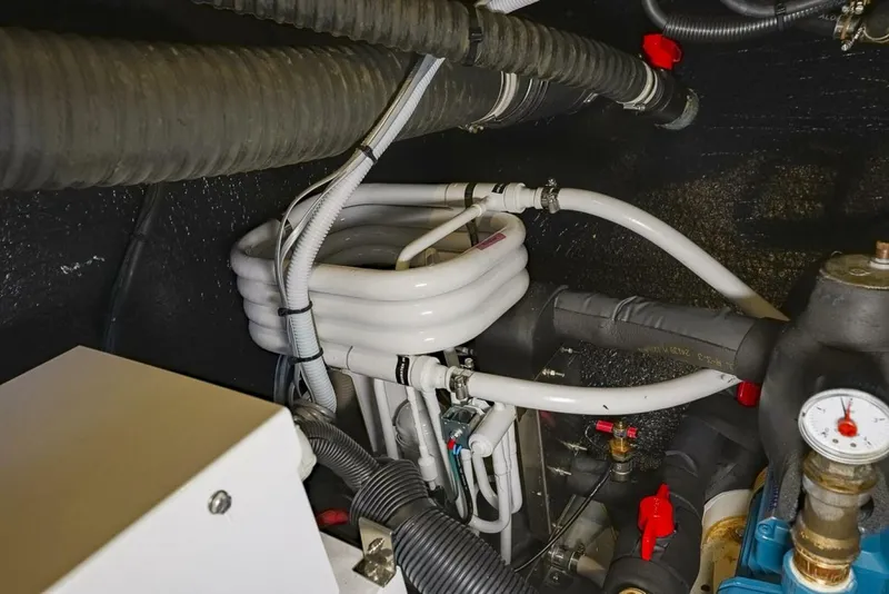 Slide: The Image of Amel 55 2018 - 5901131