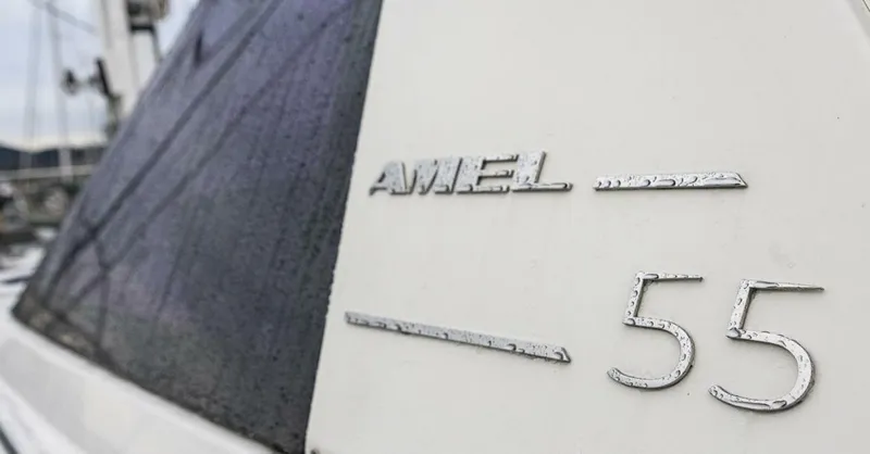 Slide: The Image of Amel 55 2018 - 5901160