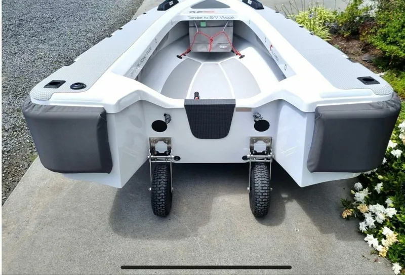 Slide: The Image of Amel 55 2018 - 5901190