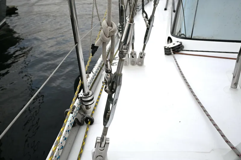 Slide: The Image of Waterline Yachts Inc 55 2003 - 5902621