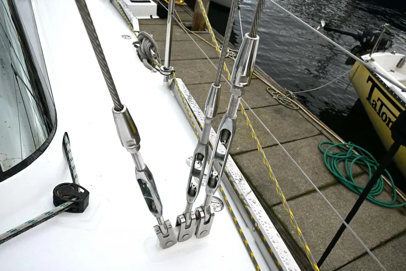 Slide: The Image of Waterline Yachts Inc 55 2003 - 5902625