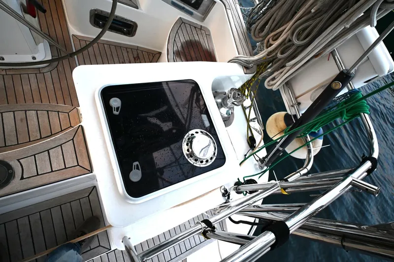 Slide: The Image of Waterline Yachts Inc 55 2003 - 5902637