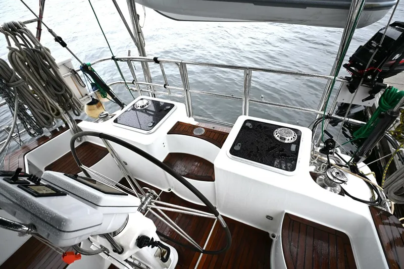 Slide: The Image of Waterline Yachts Inc 55 2003 - 5902645