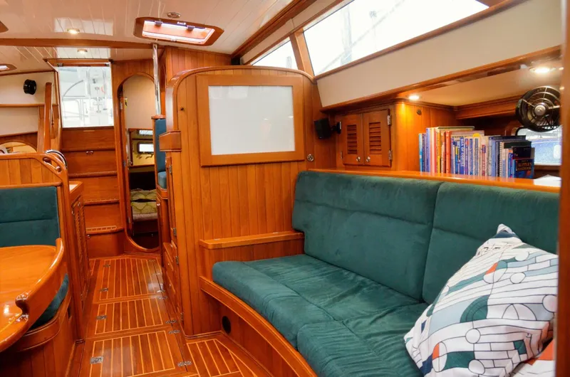 Slide: The Image of Waterline Yachts Inc 55 2003 - 5902429