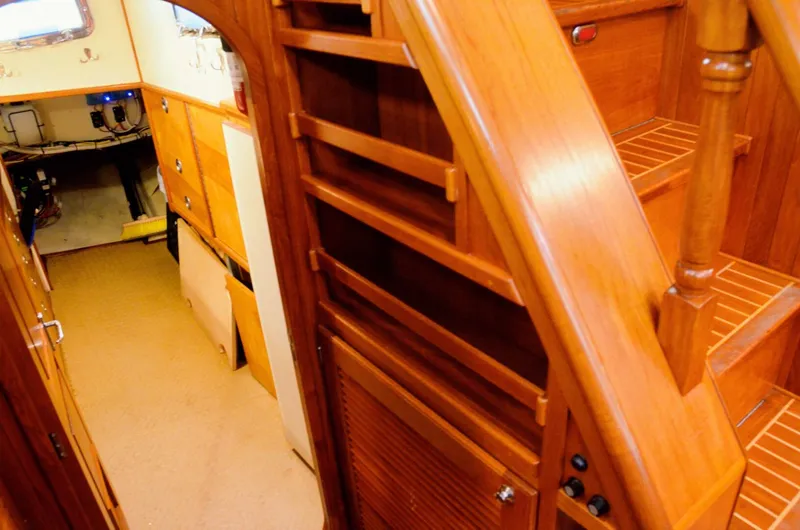 Slide: The Image of Waterline Yachts Inc 55 2003 - 5902422