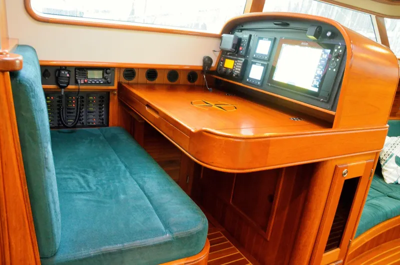 Slide: The Image of Waterline Yachts Inc 55 2003 - 5902447