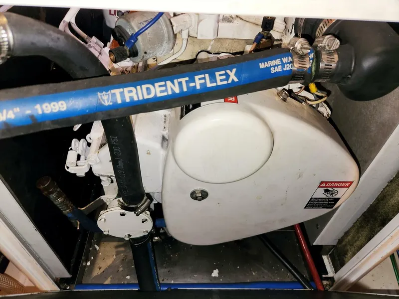 Slide: The Image of Waterline Yachts Inc 55 2003 - 5902503