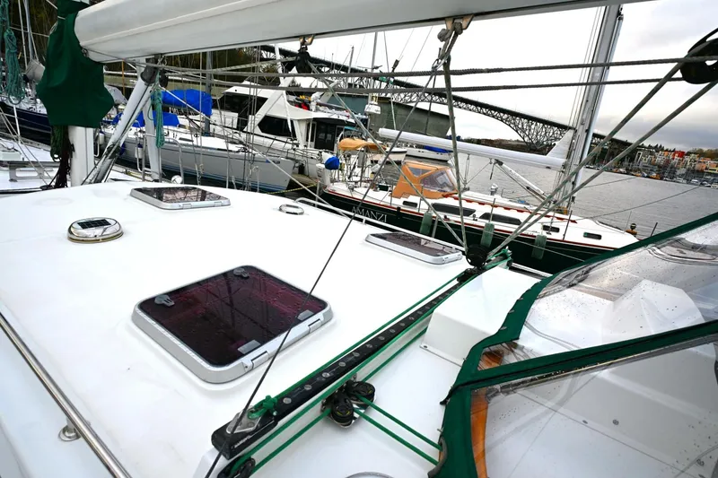 Slide: The Image of Waterline Yachts Inc 55 2003 - 5902611