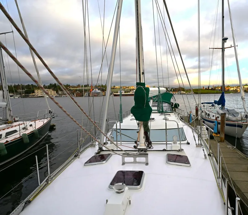 Slide: The Image of Waterline Yachts Inc 55 2003 - 5902630