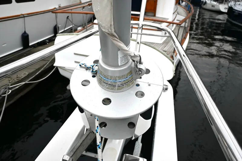 Slide: The Image of Waterline Yachts Inc 55 2003 - 5902618