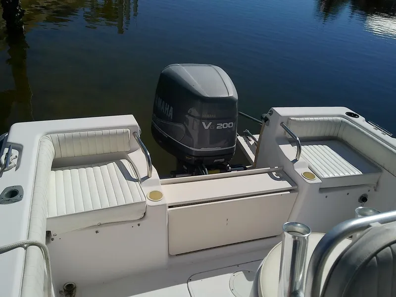 Slide: The Image of Grady-White 209 Escape 1999 - 5901444