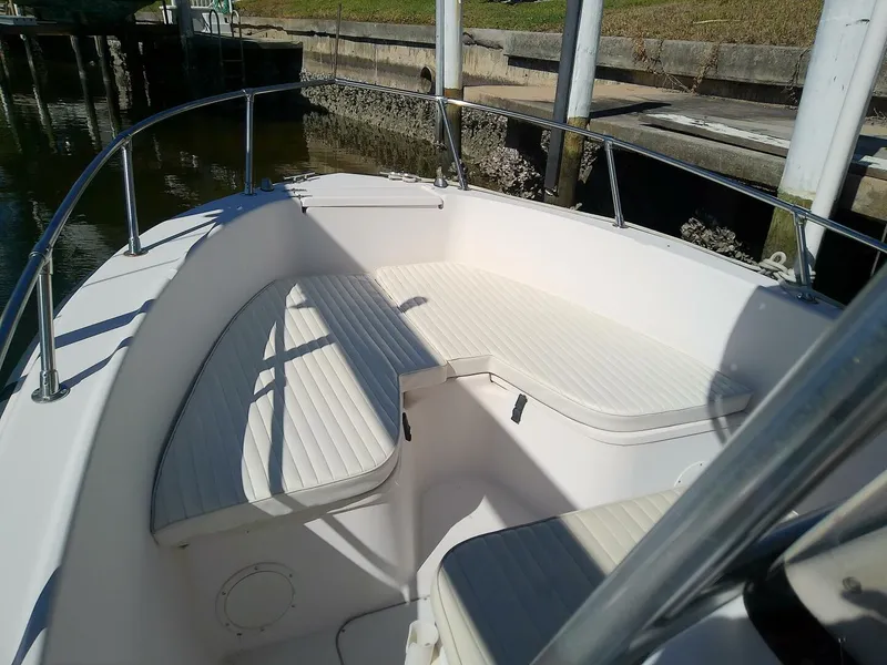 Slide: The Image of Grady-White 209 Escape 1999 - 5901451