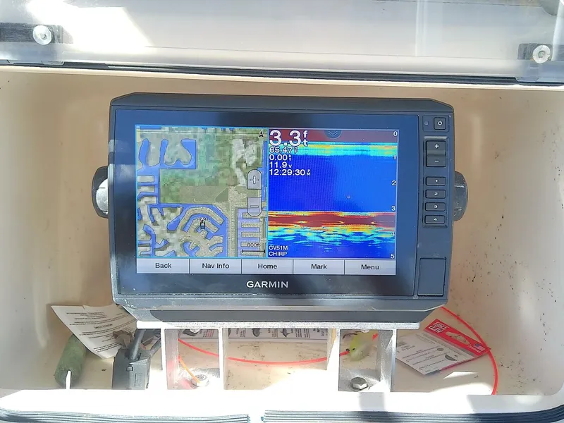 Slide: The Image of Grady-White 209 Escape 1999 - 5901458