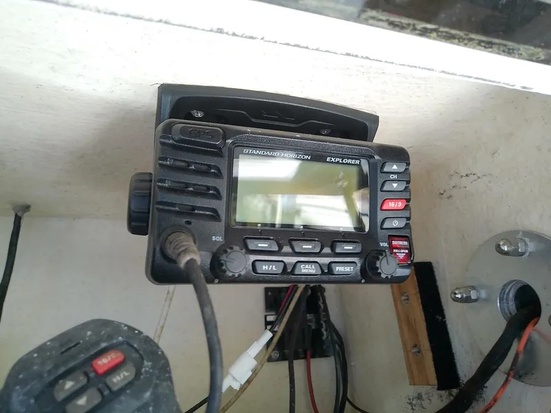 Slide: The Image of Grady-White 209 Escape 1999 - 5901459