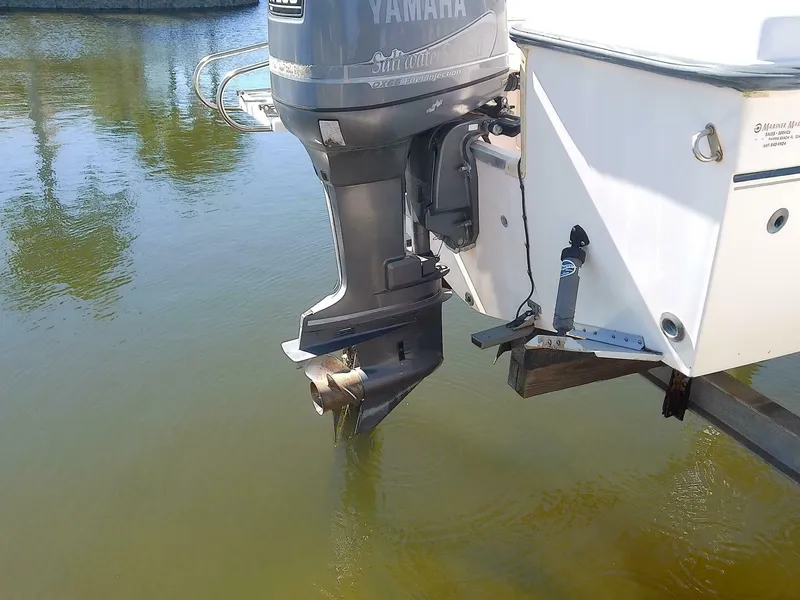 Slide: The Image of Grady-White 209 Escape 1999 - 5901438