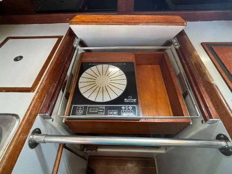 Slide: The Image of Pearson 365 Ketch 1980 - 5901902