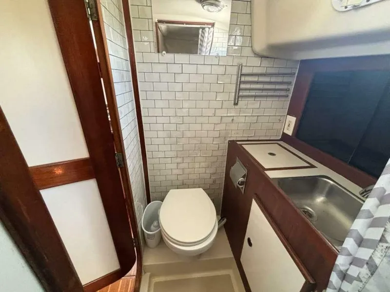 Slide: The Image of Pearson 365 Ketch 1980 - 5901911