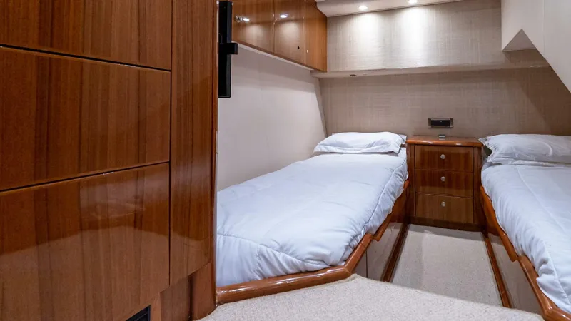 Slide: The Image of Viking 64 Convertible 2007 - 5901768