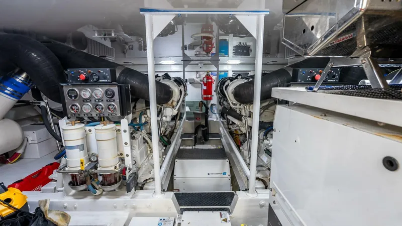 Slide: The Image of Viking 64 Convertible 2007 - 5901779