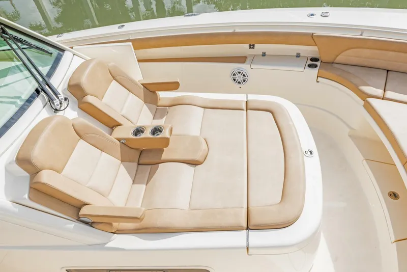 Slide: The Image of Scout 420 LXF 2018 - 5901831