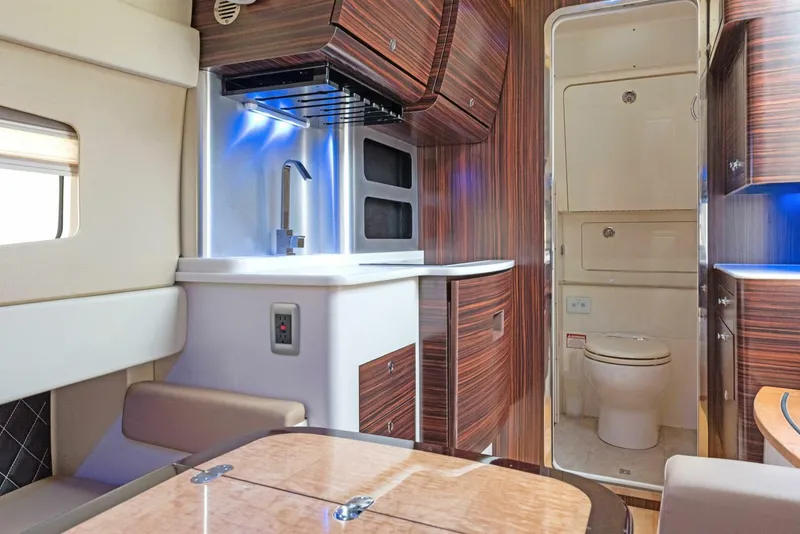 Slide: The Image of Scout 420 LXF 2018 - 5901844