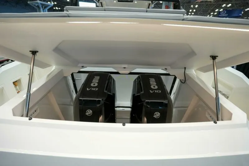 Slide: The Image of De Antonio Yachts D36 2026 - 5901958