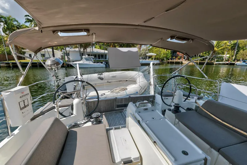 Slide: The Image of Jeanneau 440 2021 - 5938012