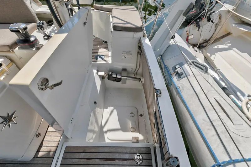 Slide: The Image of Jeanneau 440 2021 - 5938013