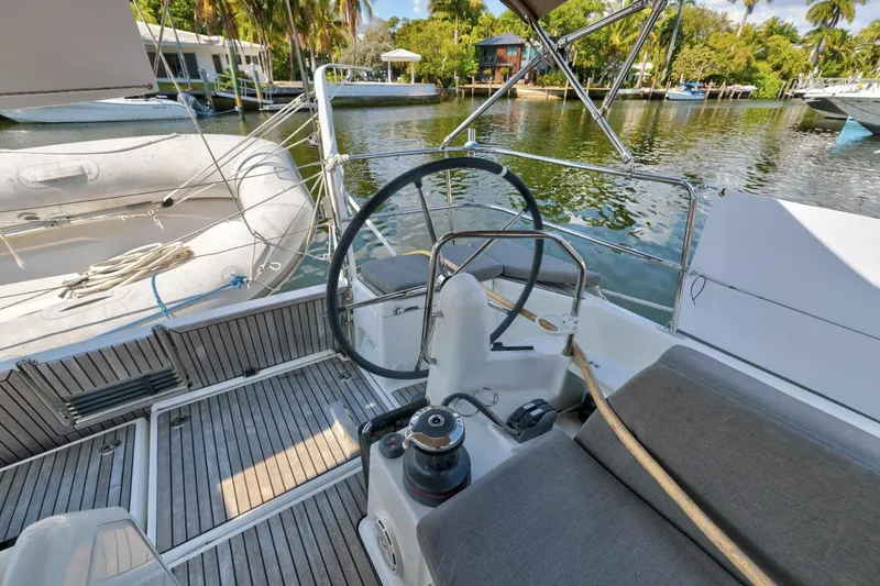 Slide: The Image of Jeanneau 440 2021 - 5938016