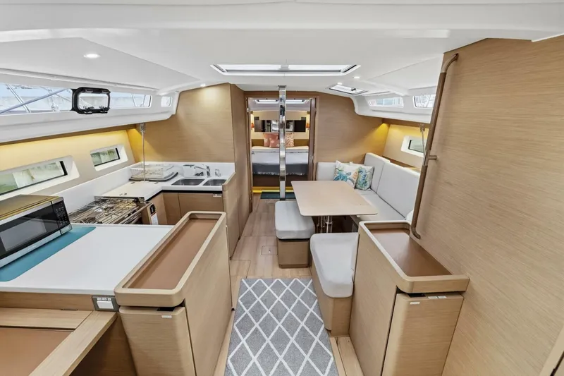 Slide: The Image of Jeanneau 440 2021 - 5938041