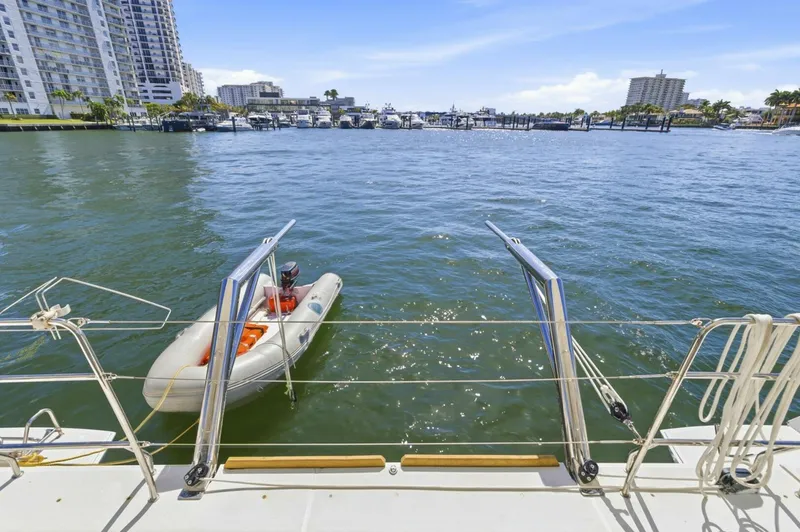 Slide: The Image of Lagoon 52F 2021 - 5950075