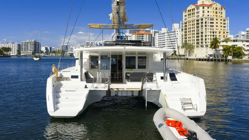 Slide: The Image of Lagoon 52F 2021 - 5950157