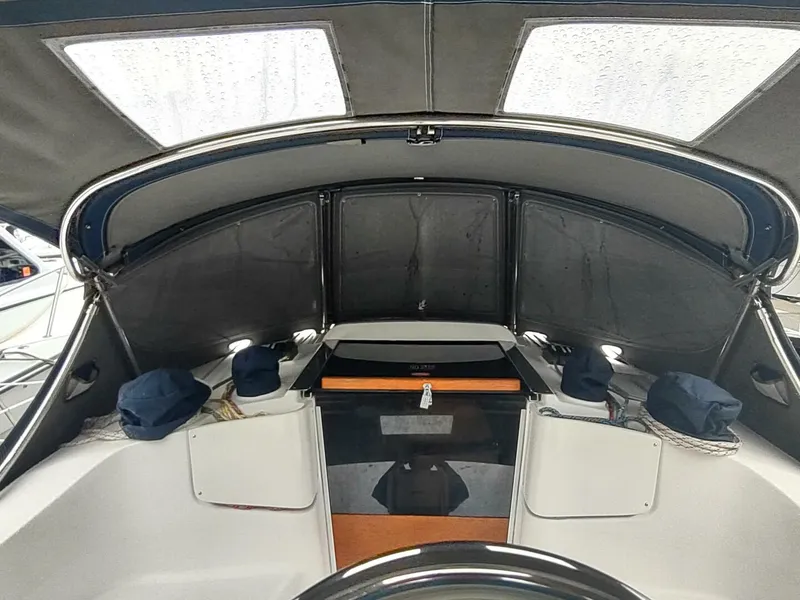 Slide: The Image of Hunter 35 2003 - 5934668