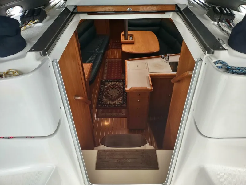 Slide: The Image of Hunter 35 2003 - 5934670