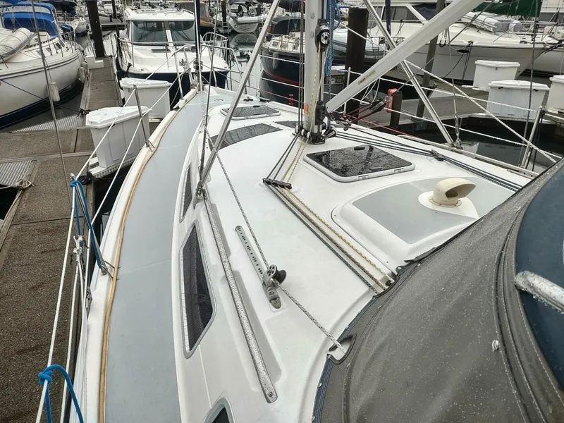 Slide: The Image of Hunter 35 2003 - 5932602