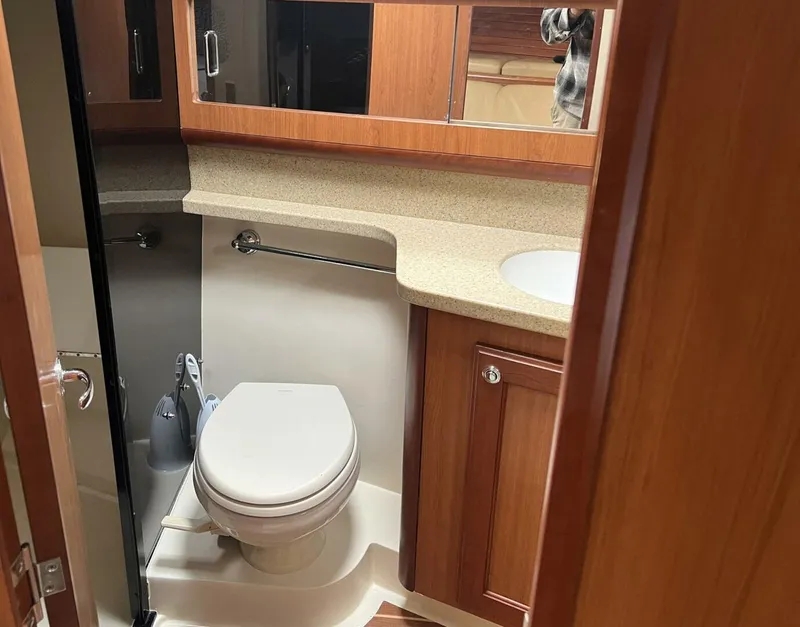 Slide: The Image of Luhrs 41 Hardtop Express 2007 - 5902692