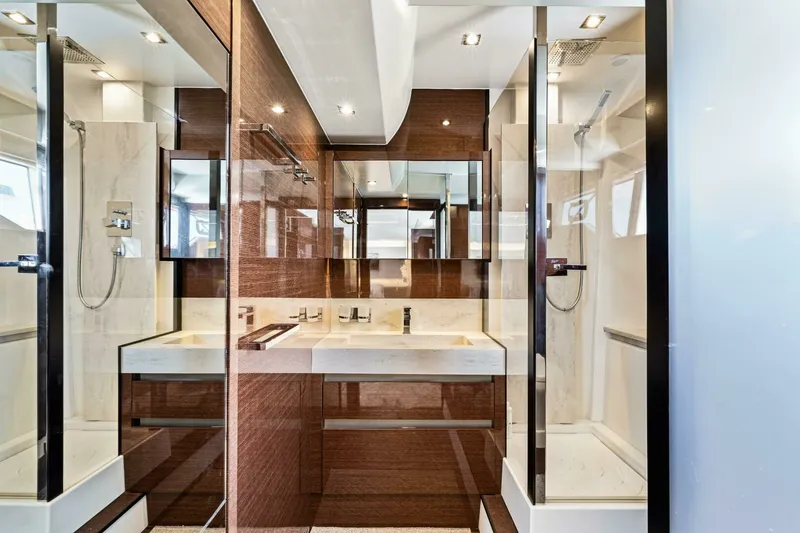 Slide: The Image of 2019 Prestige 630 Flybridge - Head - 6193398