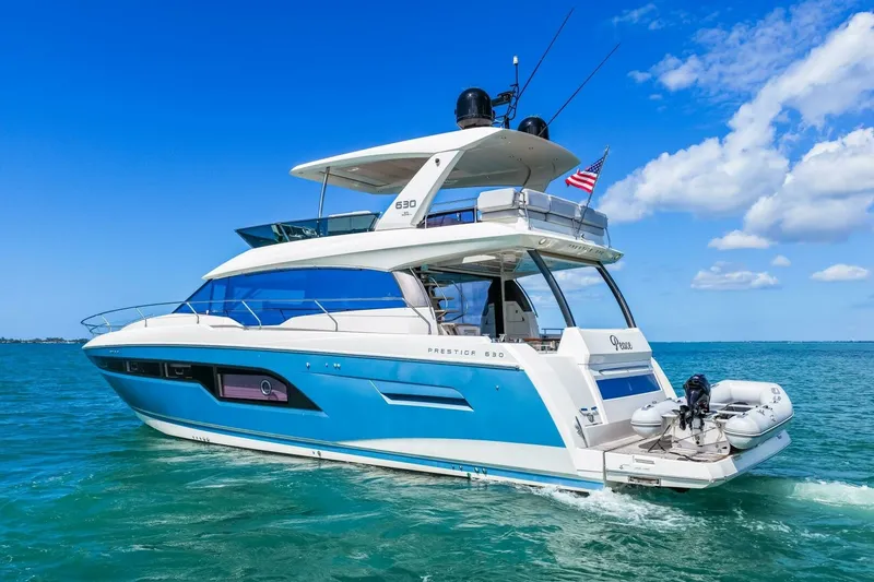 Slide: The Image of 2019 Prestige 630 Flybridge -Profile - 6193430