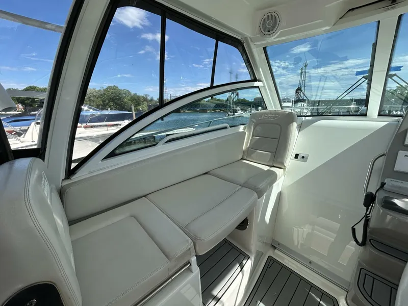 Slide: The Image of Boston Whaler 285 Conquest 2015 - 5902839