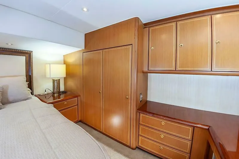 Slide: The Image of 0004332263 - 5903145