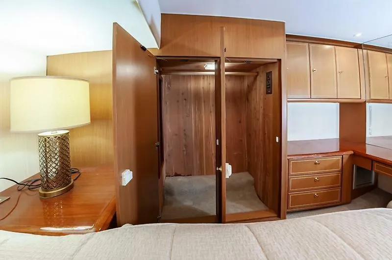 Slide: The Image of 0004332634 - 5903146