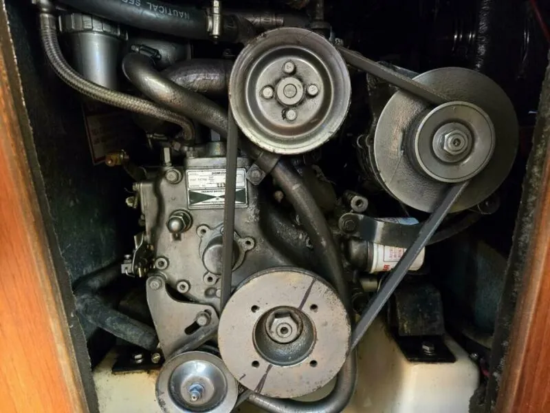 Slide: The Image of Island Packet 27 1988 - 5903406