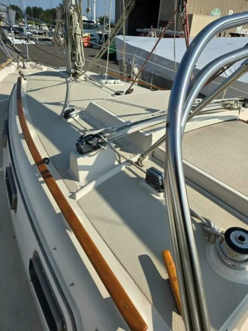 Slide: The Image of Island Packet 27 1988 - 5903397