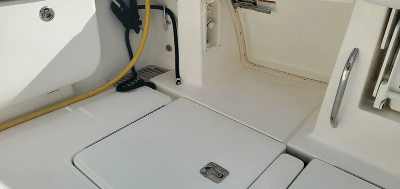 Slide: The Image of Tiara 4200 Open 2006 - 5903480