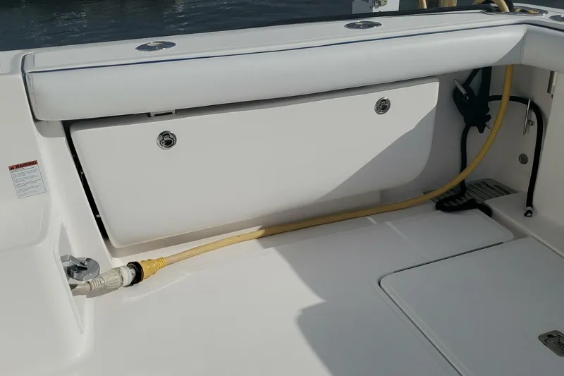 Slide: The Image of Tiara 4200 Open 2006 - 5903482